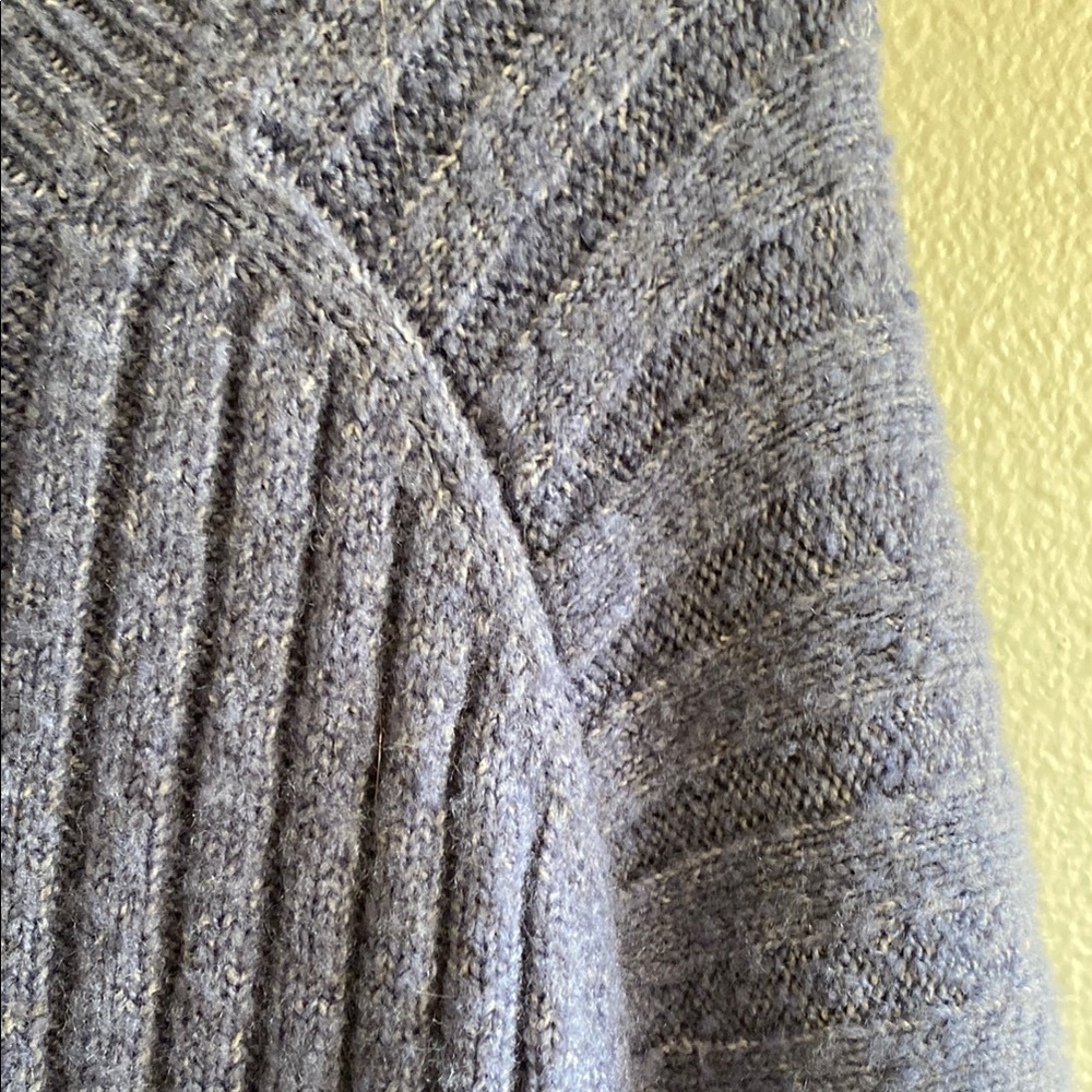 Sophie Rue Blue Crew Neck Sweater with Ribbed Knit - Picture 3 of 6